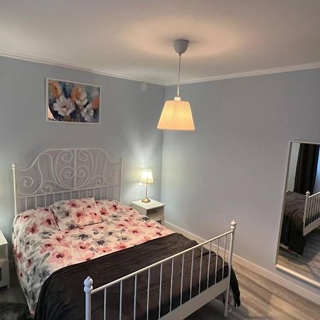 Apartamento Turistico Plaza III 蒙福特·德·莱蒙斯 外观 照片