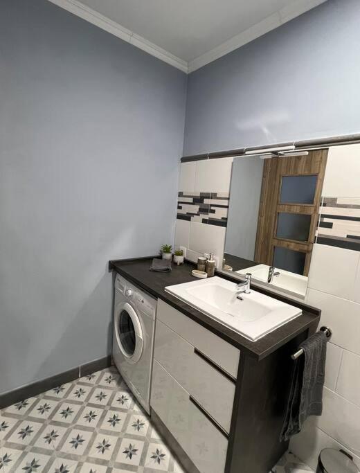 Apartamento Turistico Plaza III 蒙福特·德·莱蒙斯 外观 照片